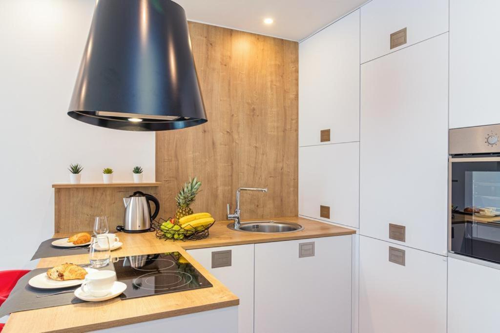 N&G New Apartment Stoja Beach Пула Екстериор снимка